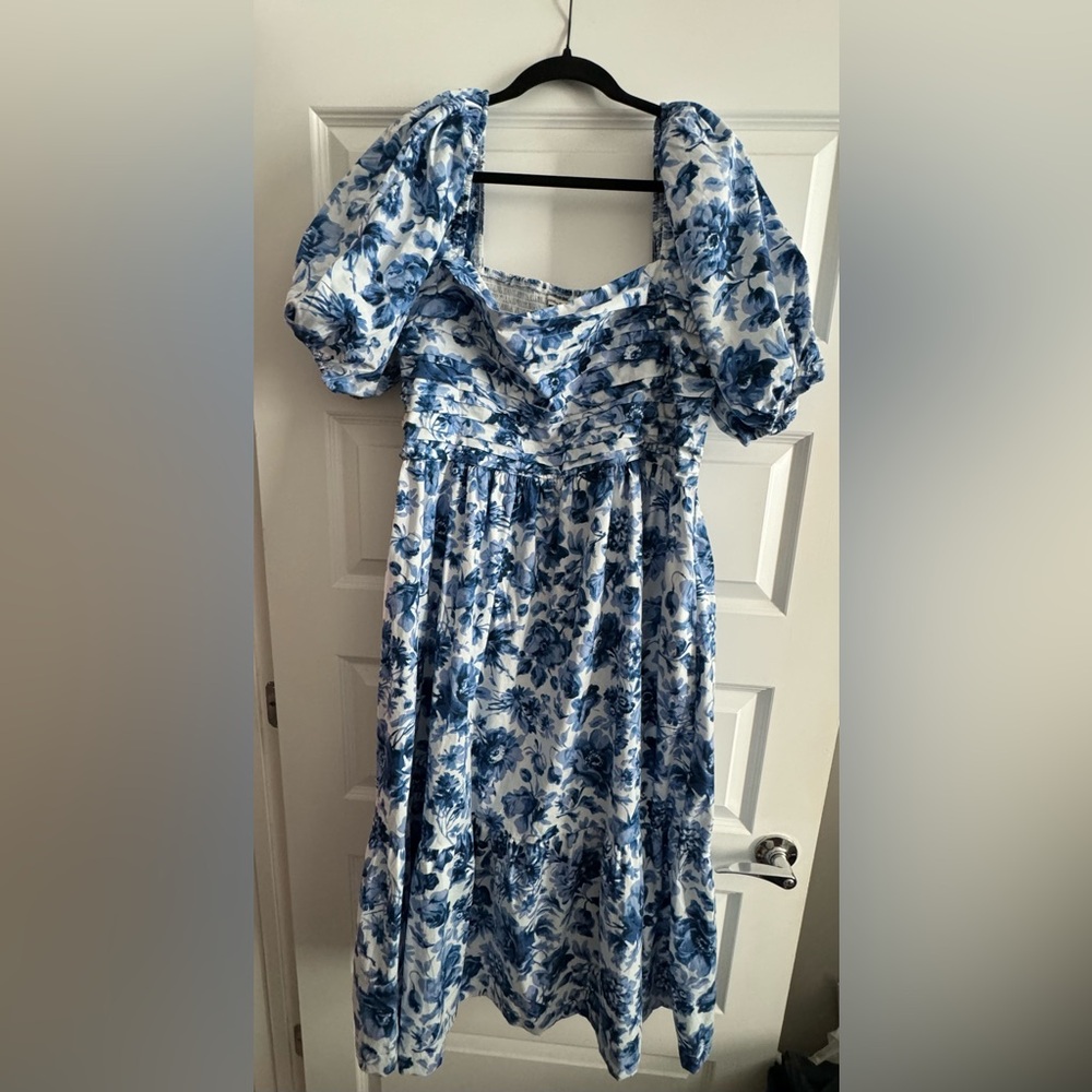 Abercrombie & Fitch Blue and White Floral Midi Dress